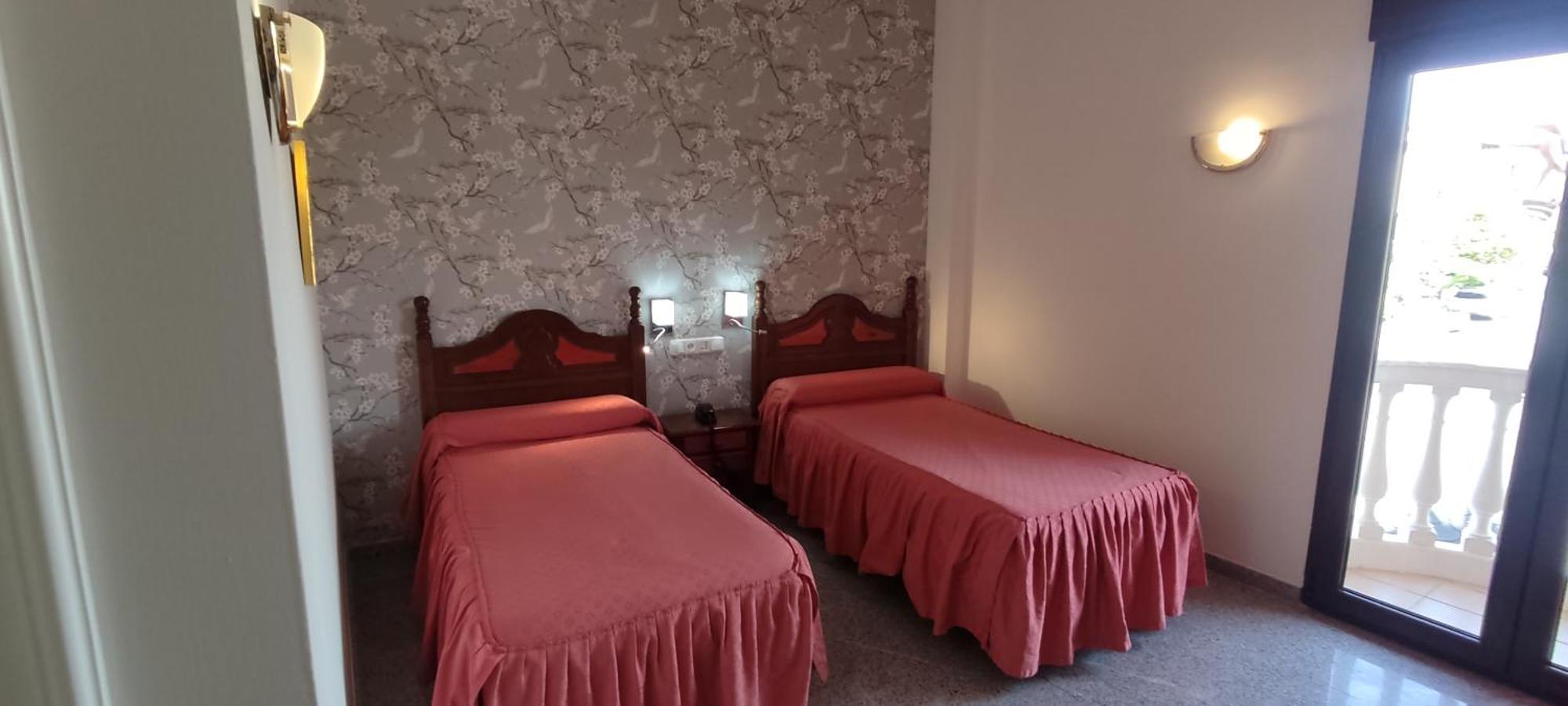 Hotel El Doncel Atarfe エクステリア 写真