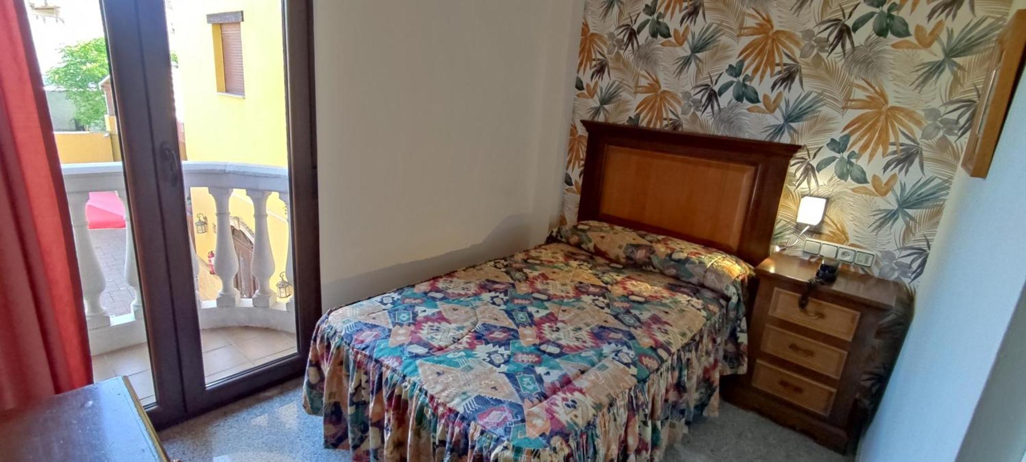 Hotel El Doncel Atarfe エクステリア 写真