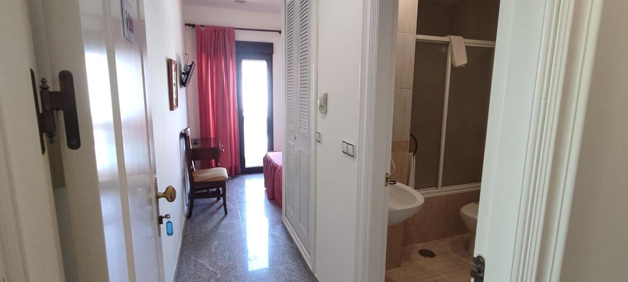 Hotel El Doncel Atarfe エクステリア 写真
