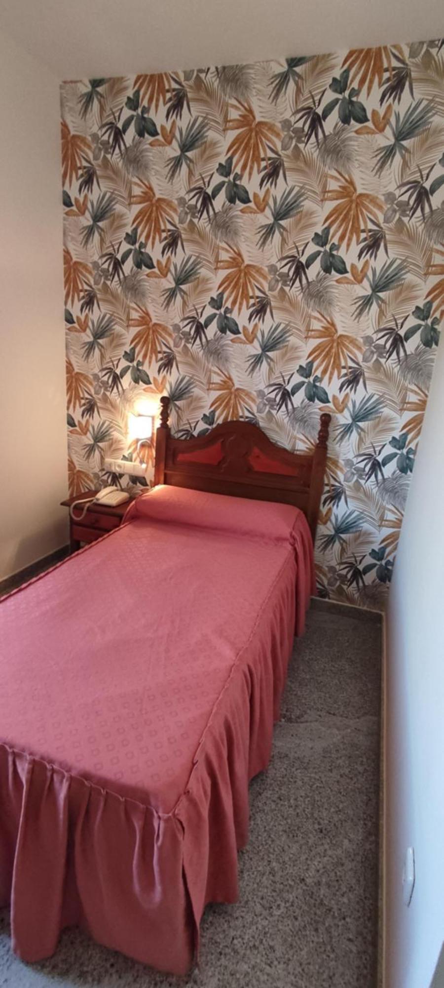 Hotel El Doncel Atarfe エクステリア 写真